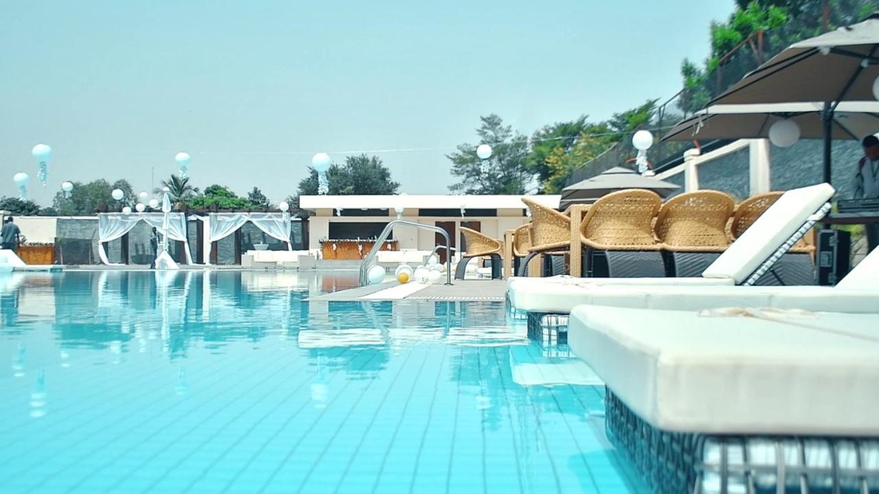 Bravia Hotel Ніамей Екстер'єр фото