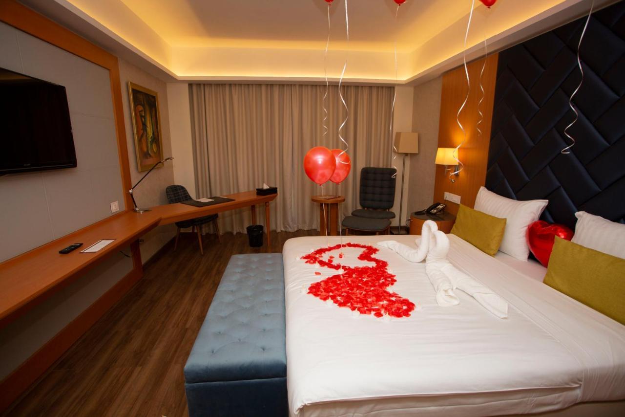 Bravia Hotel Ніамей Екстер'єр фото