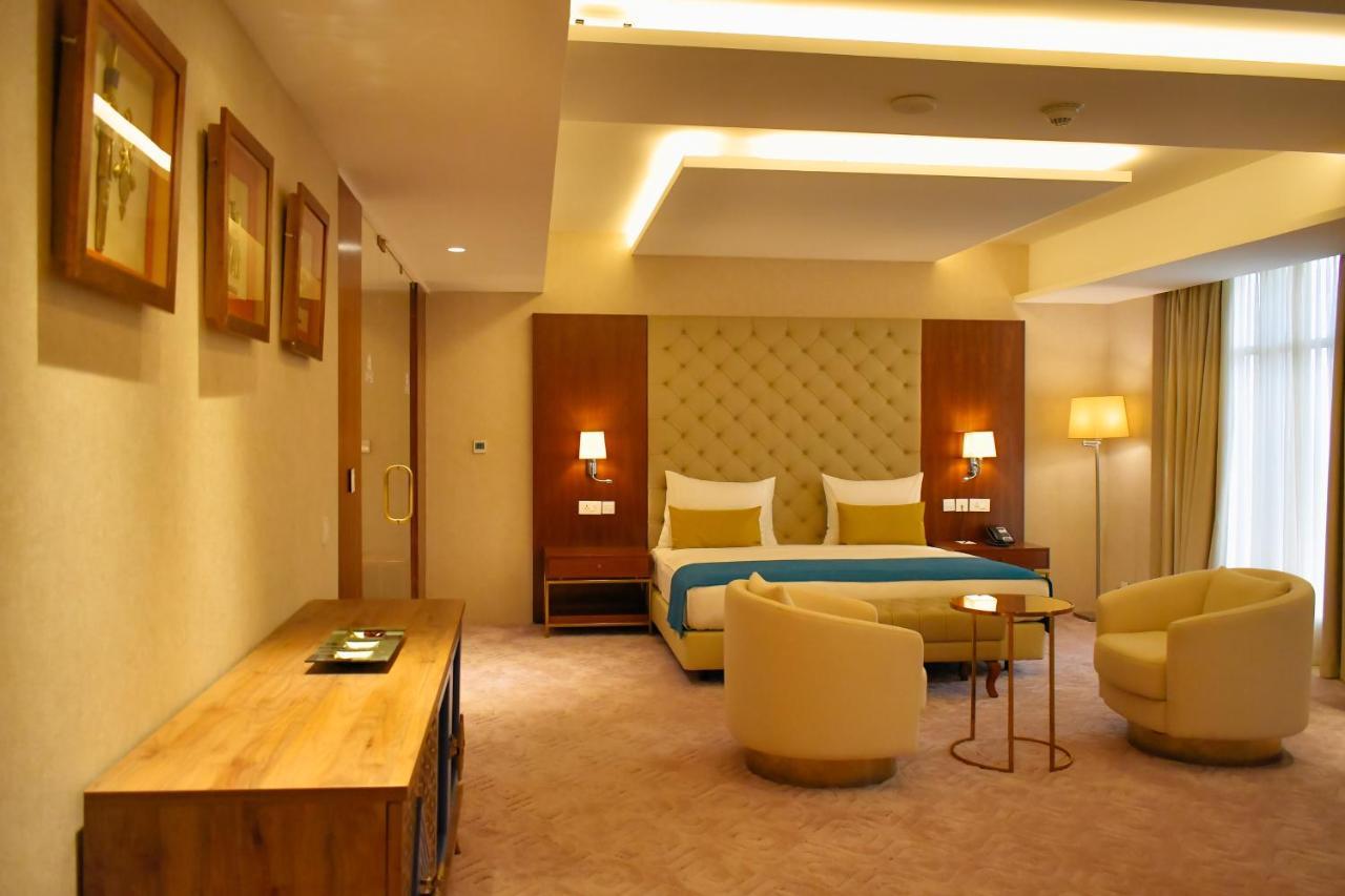 Bravia Hotel Ніамей Екстер'єр фото